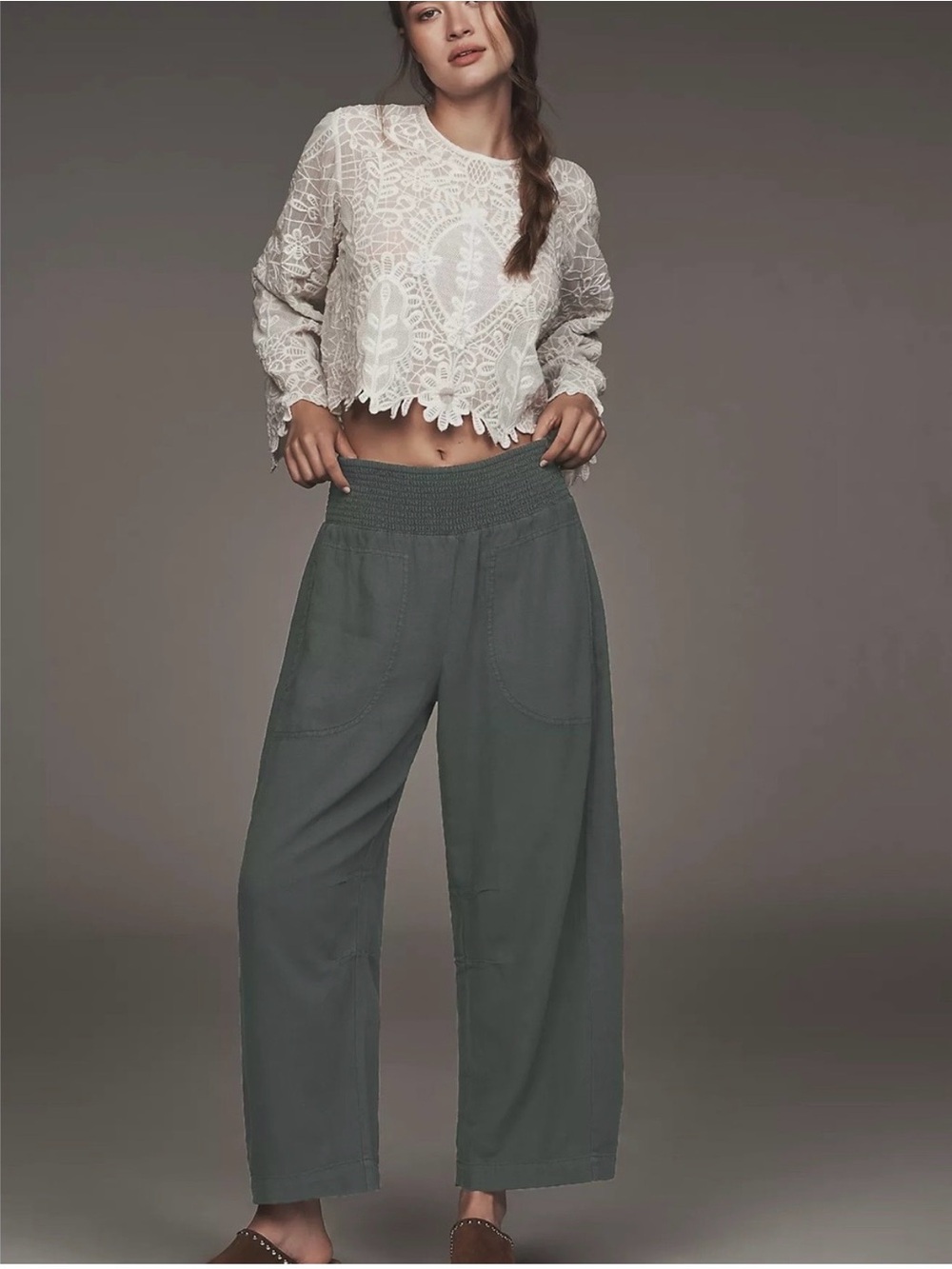 Pilcro The Reese Smocked Barrel Linen Blend Pants Women’s Size Medium - Picture 2 of 11